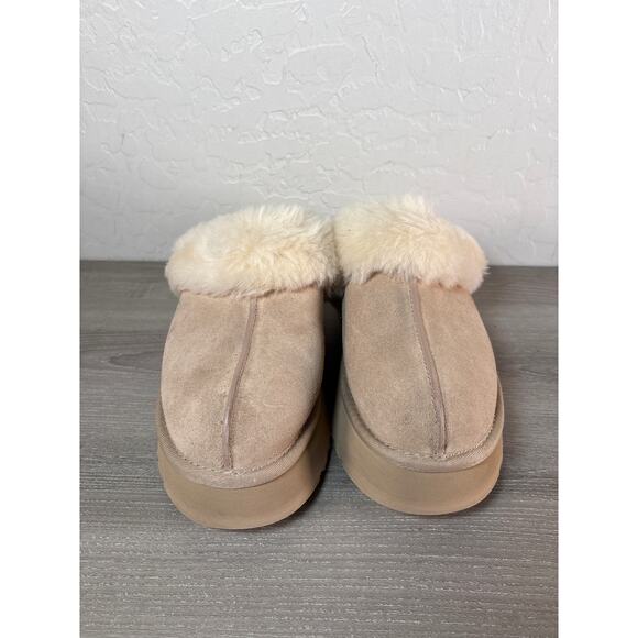 UGG DISQUETTE Platform SLIPPER Women’s 9 40 Sand Sheepskin Platform SLIDE Shoe - Picture 3 of 8